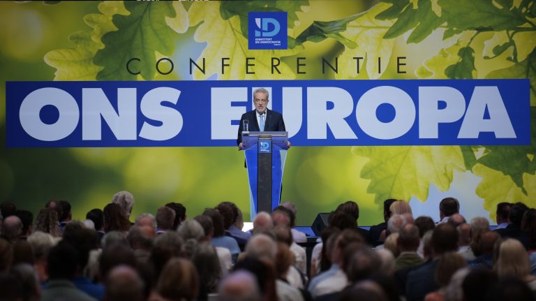Identité et Démocratie. Retour sur le Sommet patriotique européen à Anvers. Identité et Démocratie. Retour sur le Sommet patriotique européen à Anvers.