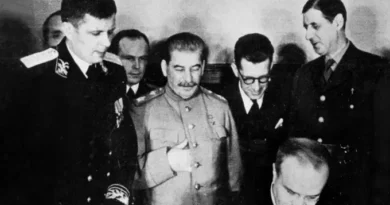 deGaulle & Staline