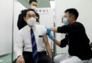 Personne se faisant vacciner au Japon