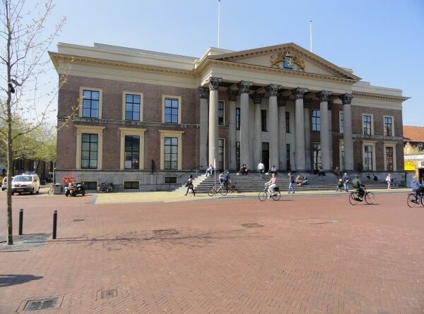 Leeuwarden-court