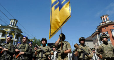 Servicemen of the "Azov" regiment and Ukrainian National Guard (NGU)