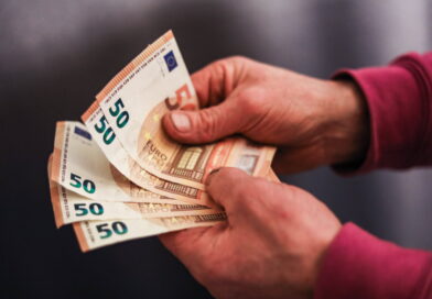 Si vous ne defendez pas « le cash », votre servitude sera scellée: plus moyen de financer une révolte contre la tyrannie.