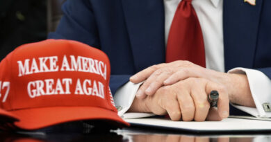 Trump orchestre-t-il une retraite stratégique complète sur tous les fronts ?