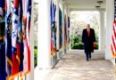 Sa Majesté Trump Ier aurait tort de se gêner