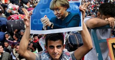 Dix ans déjà: l’invasion migratoire décidée par Merkel a changé le continent