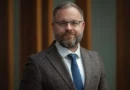 « La Hongrie a perdu une bataille, mais le mouvement souverainiste n’a pas perdu la guerre » : grand entretien avec Balázs Orbán